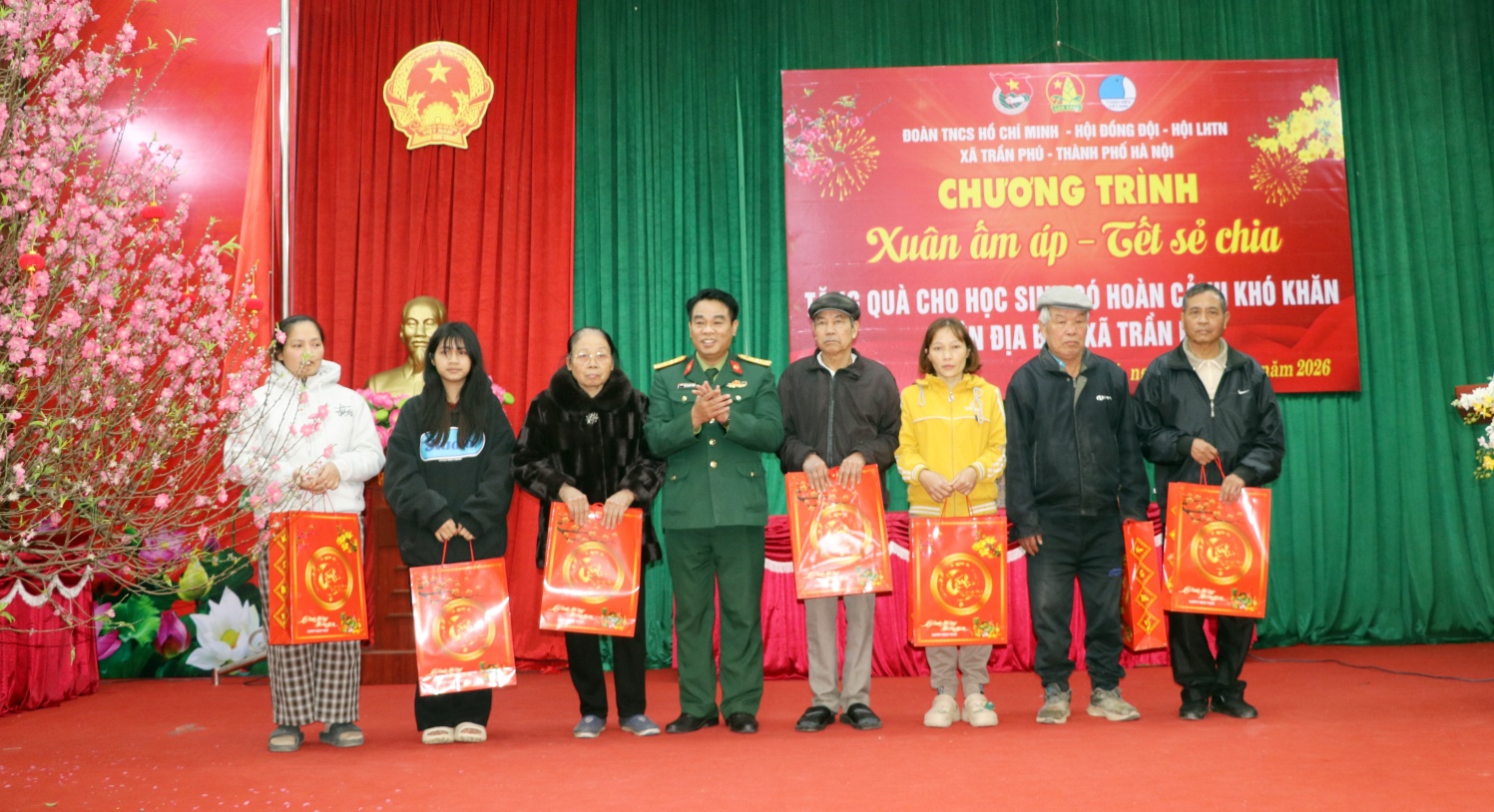 Đoàn Thanh niên – Hội Đồng đội – Hội Liên hiệp Thanh niên xã Trần Phú  tổ chức chương trình  “XUÂN ẤM ÁP – TẾT SẺ CHIA” năm 2026- Ảnh 7.