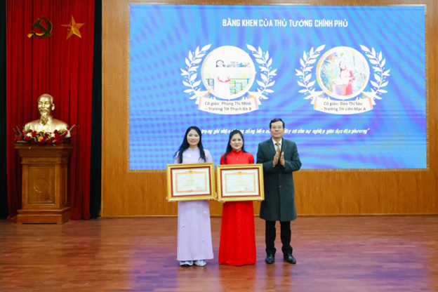 Yên Lãng tôn vinh nhà giáo tiêu biểu, khẳng định bước tiến vững chắc của giáo dục cơ sở- Ảnh 2.