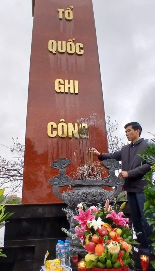 Lãnh đạo xã Nội Bài dâng hương tại Nghĩa trang Liệt sỹ nhân dịp Tết Nguyên đán Bính Ngọ 2026- Ảnh 17.