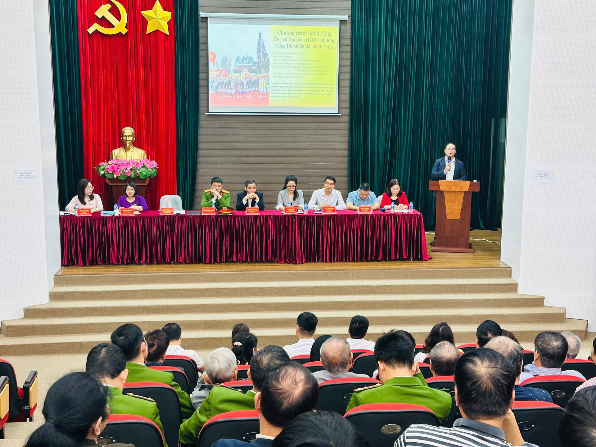Cử tri Đống Đa tin tưởng tinh thần "gần dân, vì dân" của các ứng cử viên- Ảnh 4.