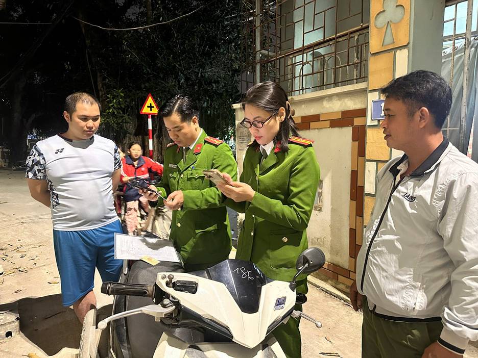 Hoài Đức giữ vững “thế trận an ninh Nhân dân”, sẵn sàng cho bầu cử Quốc hội và HĐND- Ảnh 2.