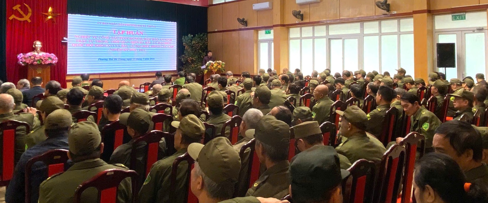 Phường Hai Bà Trưng tập huấn nghiệp vụ phòng cháy, chữa cháy cho các lực lượng phục vụ bầu cử- Ảnh 2.