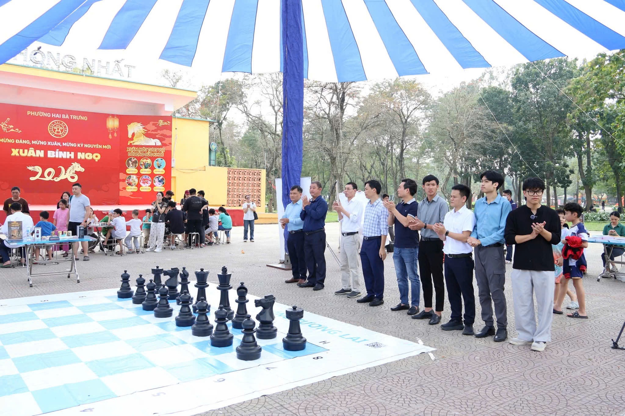 Rộn ràng sắc Xuân – Sôi nổi chuỗi hoạt động văn hóa, thể thao chào mừng Ngày bầu cử tại phường Hai Bà Trưng- Ảnh 2.