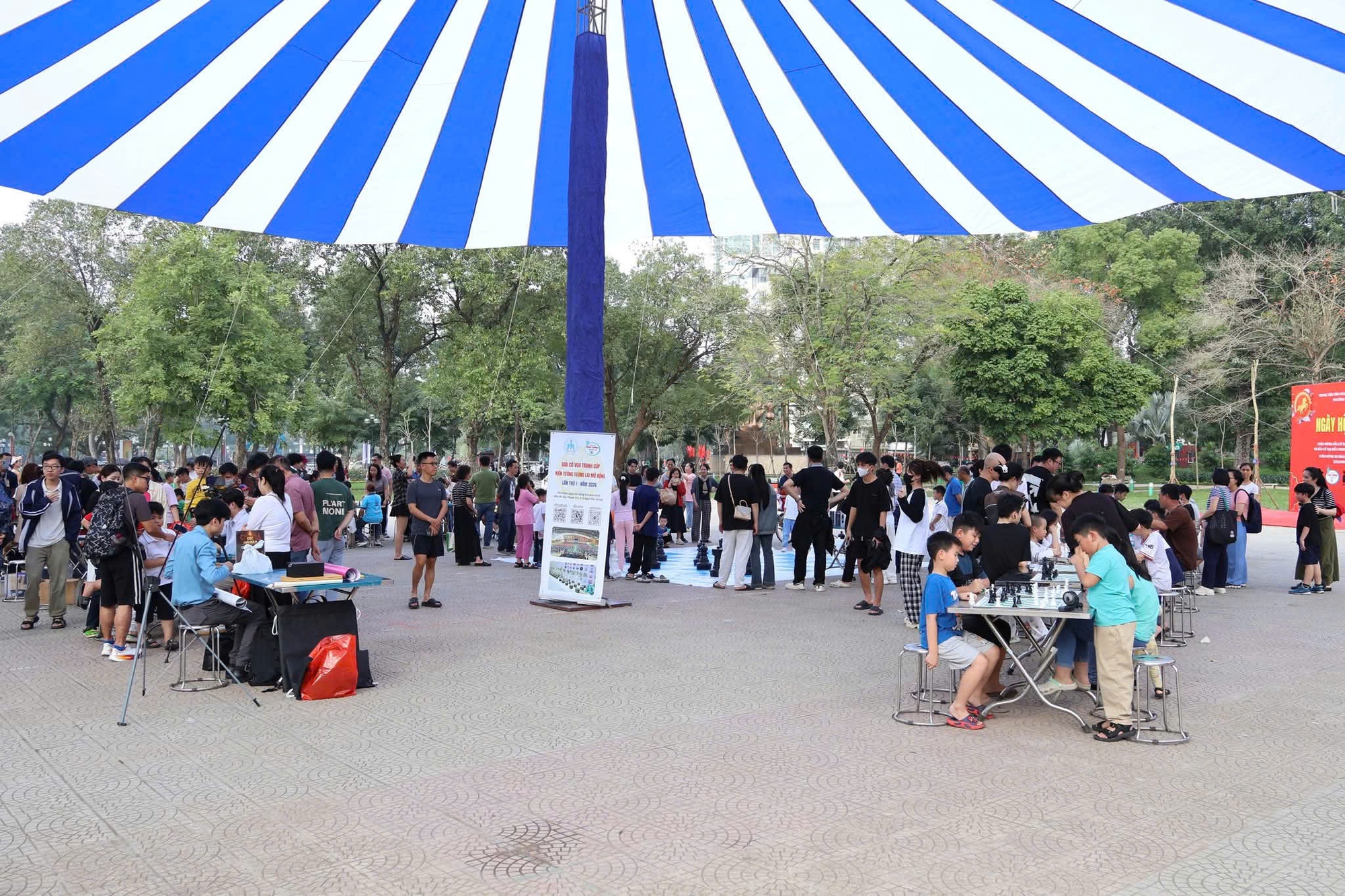 Rộn ràng sắc Xuân – Sôi nổi chuỗi hoạt động văn hóa, thể thao chào mừng Ngày bầu cử tại phường Hai Bà Trưng- Ảnh 5.