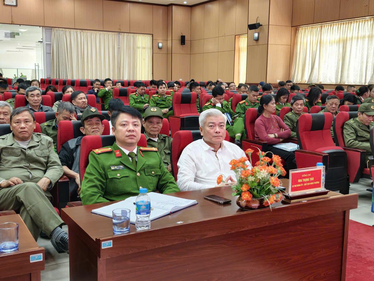 Công an phường Đại Mỗ triển khai phương án đảm bảo ANTT phục vụ bầu cử Đại biểu Quốc hội khoá XVI và Đại biểu Hội đồng Nhân dân các cấp nhiệm kỳ 2026-2031 trên địa bàn phường Đại Mỗ- Ảnh 1.