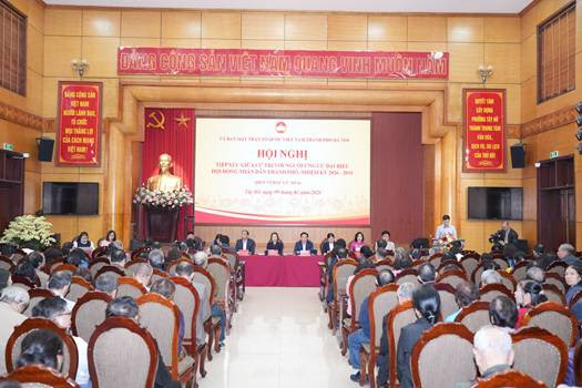 Hội nghị tiếp xúc cử tri với người ứng cử đại biểu HĐND Thành phố tại Đơn vị bầu cử số 06: Gửi trọn kỳ vọng vào những gương mặt "có tâm, có tầm"!- Ảnh 1.