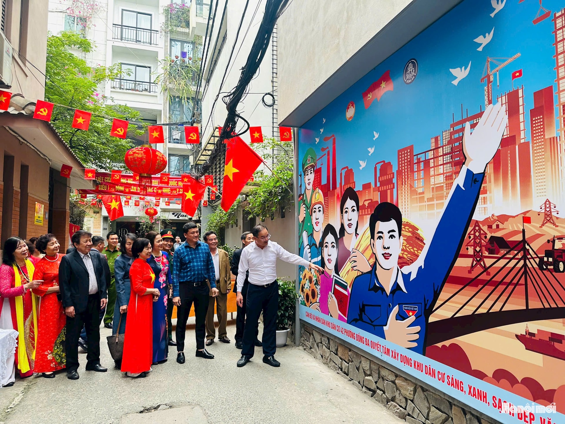 Nhân lên những "Ngõ phố hạnh phúc" chào mừng ngày hội bầu cử- Ảnh 3.