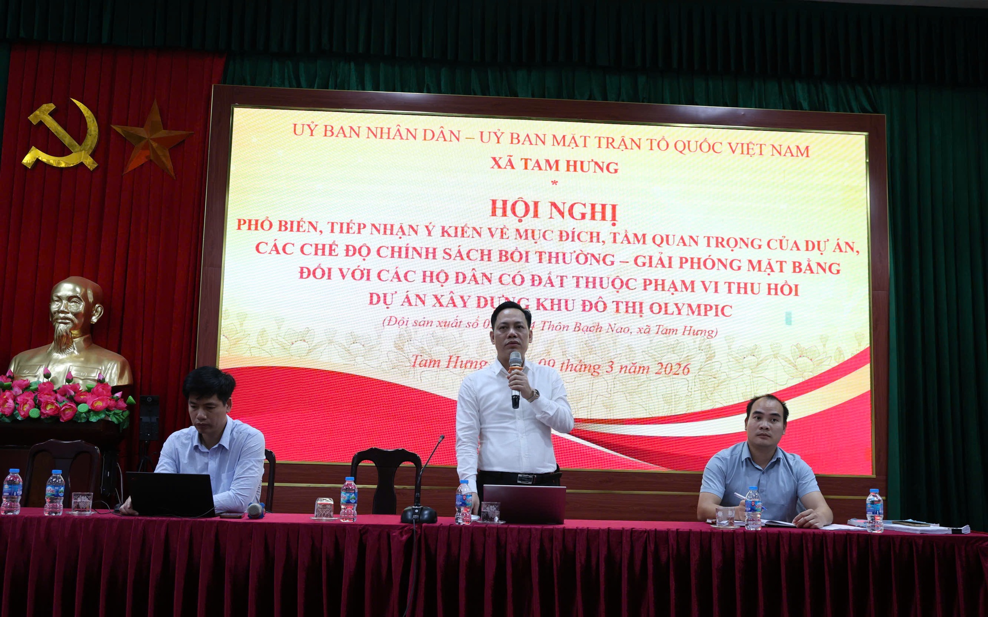 Thôn Bạch Nao tổ chức họp dân triển khai công tác GPMB Dự án Khu đô thị thể thao Olympic