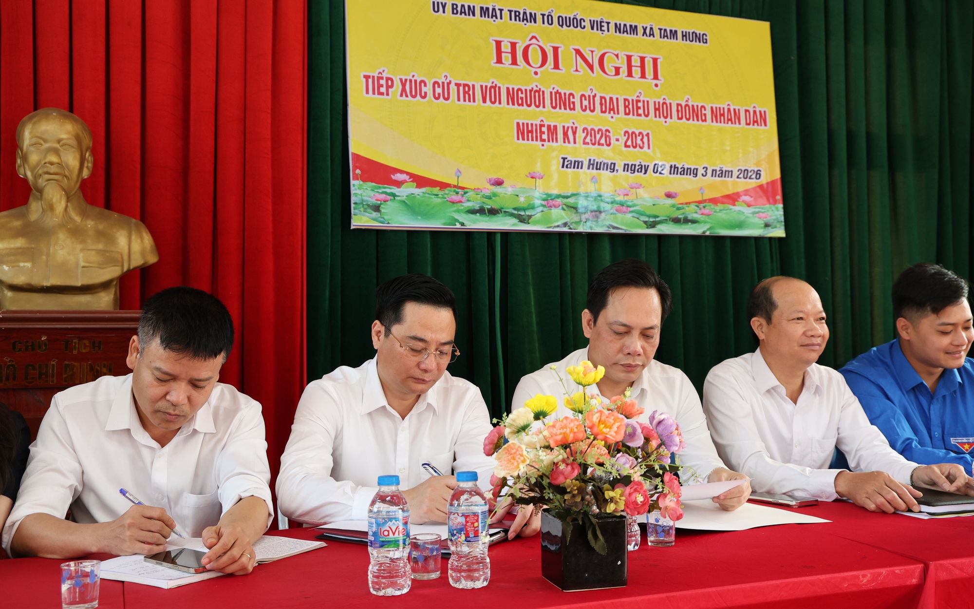 38 ứng cử viên đại biểu HĐND xã Tam Hưng hoàn thành tiếp xúc cử tri tại các đơn vị bầu cử