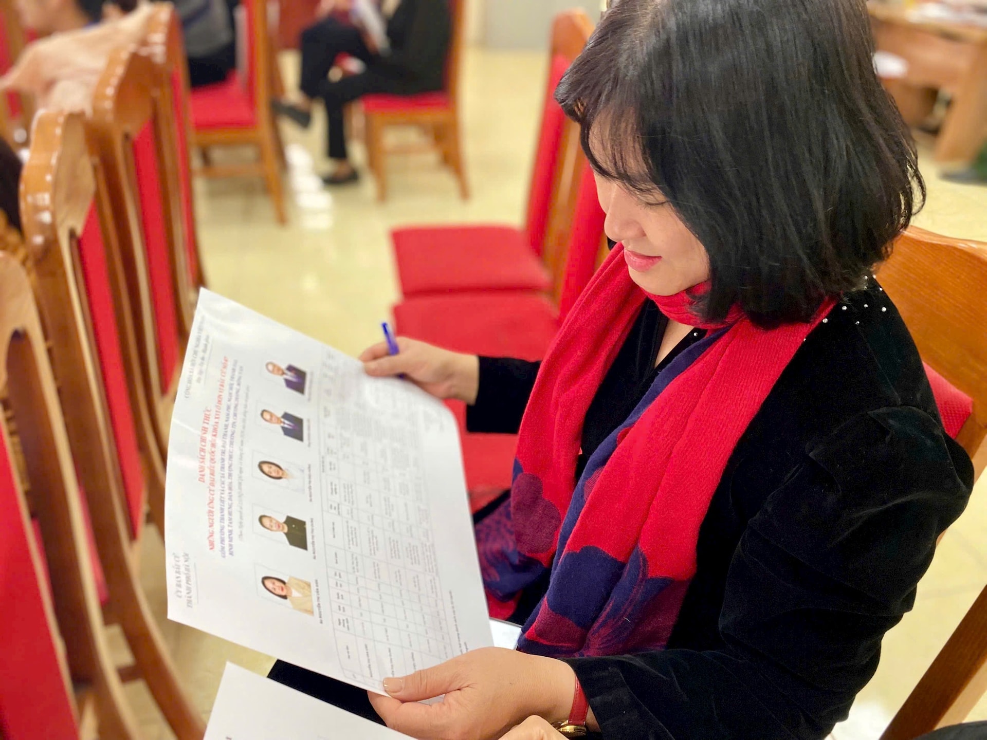 Nam Phù mạn đàm tiểu sử ứng cử viên, nâng cao trách nhiệm cử tri- Ảnh 5.