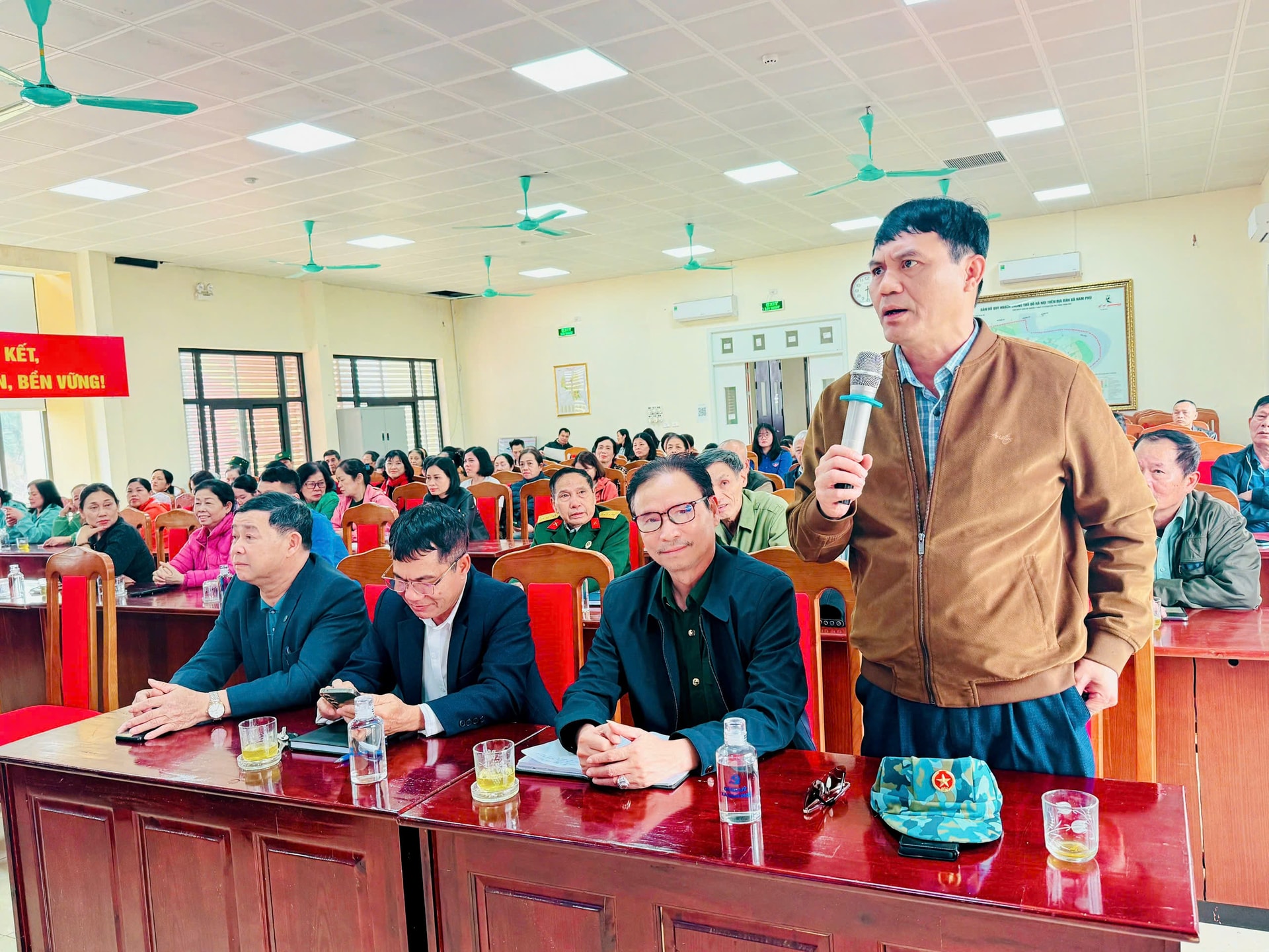 Nam Phù mạn đàm tiểu sử ứng cử viên, nâng cao trách nhiệm cử tri- Ảnh 2.