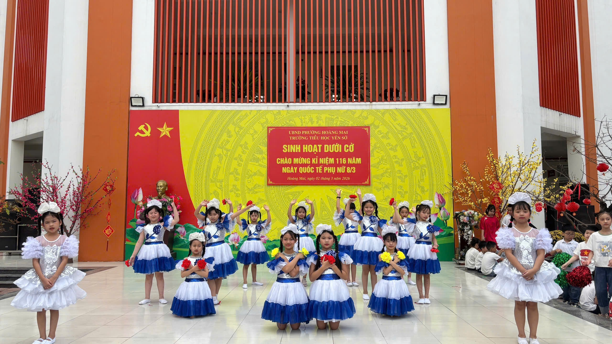 Trường Tiểu học Yên Sở tổ chức các hoạt động chào mừng kỉ niệm 116 năm Ngày Quốc tế Phụ nữ 8/3/1910 - 8/3/2026- Ảnh 1.