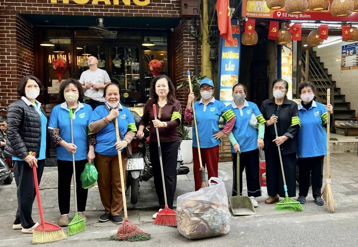 Kiến tạo đô thị văn minh từ mô hình “Vì Hoàn Kiếm xanh”- Ảnh 1.