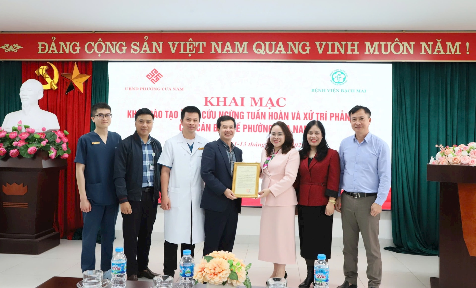 Phường Cửa Nam từng bước nâng cao chất lượng khám chữa bệnh ở cơ sở- Ảnh 1.