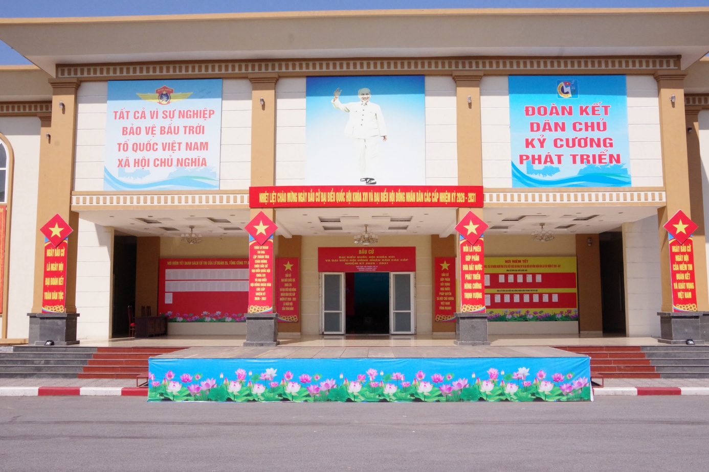 C:\Users\LANPC\Documents\Zalo Received Files\IMGP7593.jpg