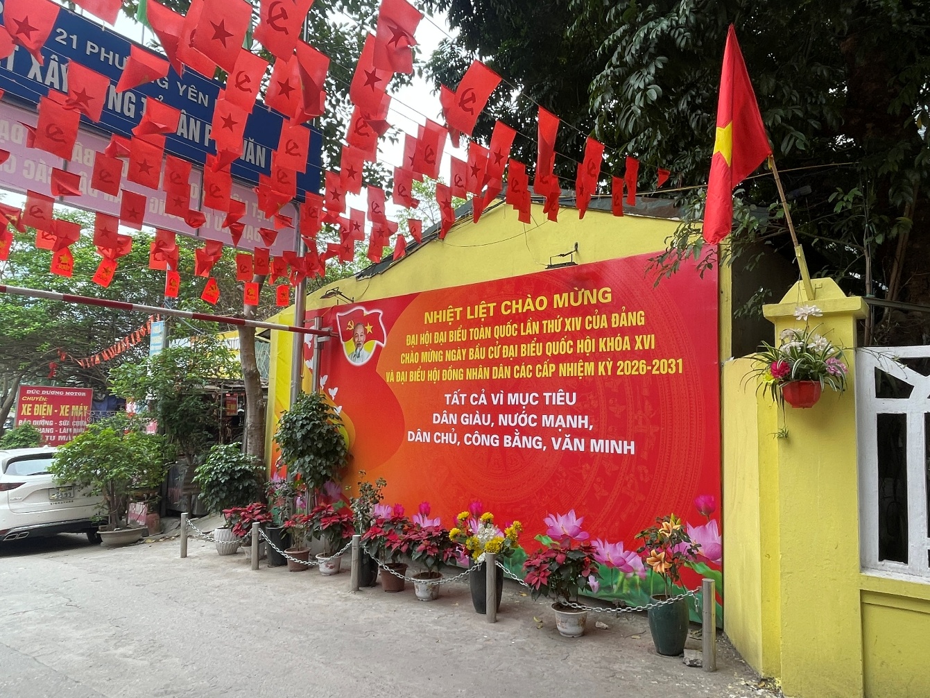 Ban bầu cử số 7 tổ chức kiểm tra đánh giá, rà soát công tác chuẩn bị bầu cử tại các khu vực bỏ phiếu số 28, 29, 30- Ảnh 9.