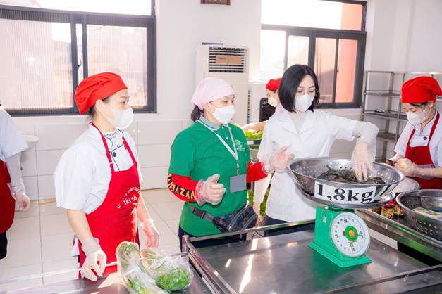 Hoạt động chuyên đề: Giáo dục dinh dưỡng kết hợp vận động nhằm phát triển thể chất cân đối cho trẻ- Ảnh 8.