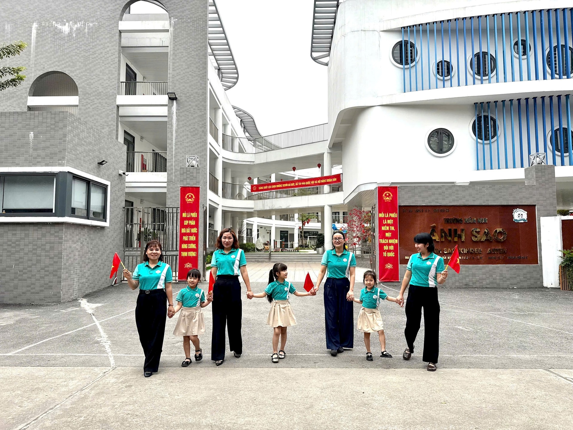 Mỗi mái trường ở Yên Sở góp sức cho ngày bầu cử- Ảnh 5.