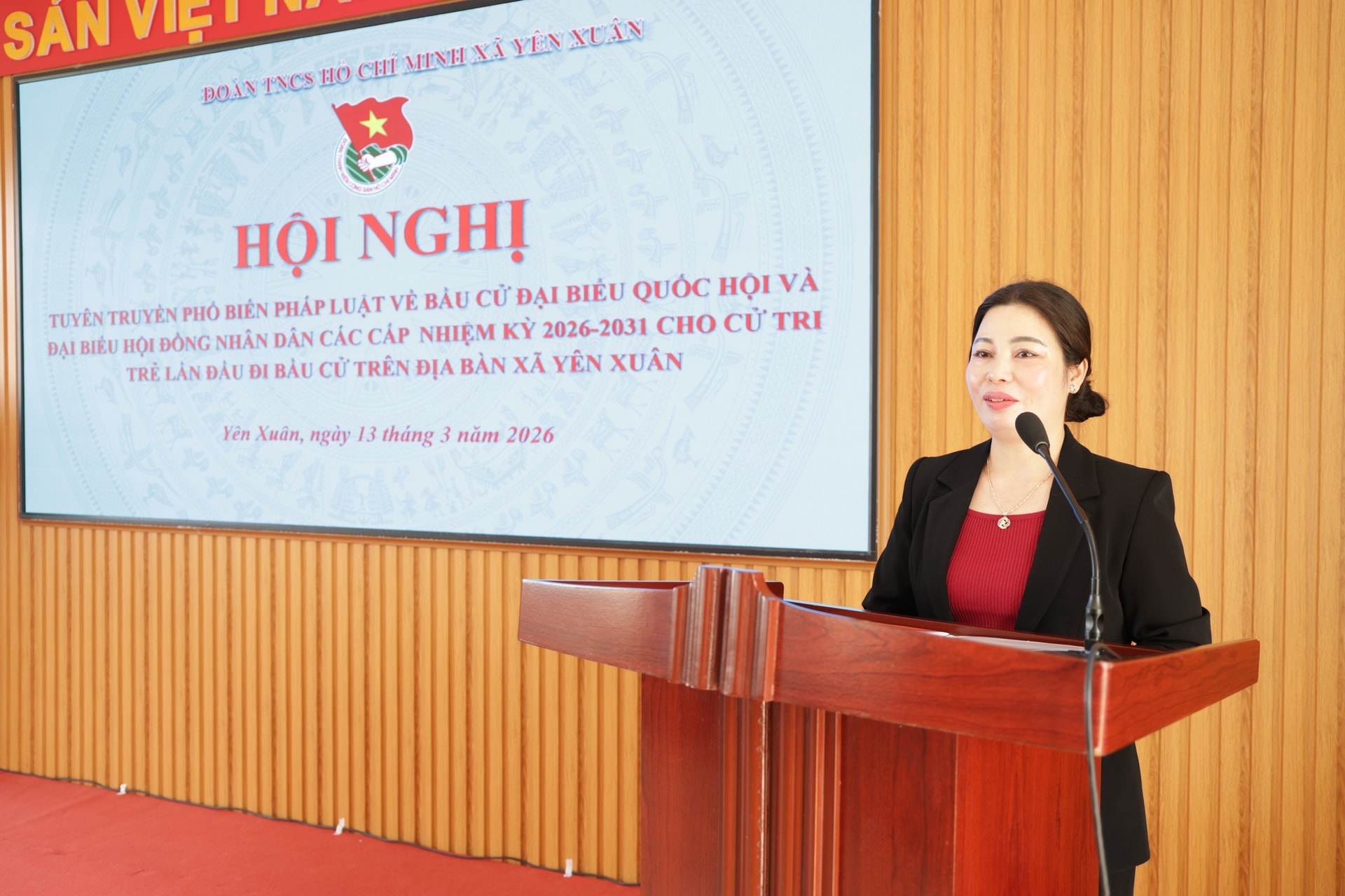 Xã Yên Xuân tuyên truyền pháp luật bầu cử cho cử tri tròn 18 tuổi- Ảnh 2.