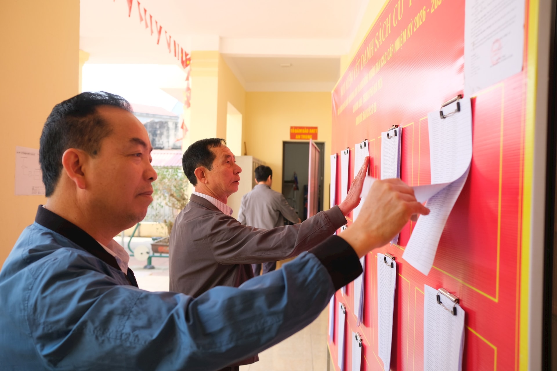 Xã Kim Anh: Cử tri hào hứng hướng về ngày hội bầu cử- Ảnh 3.