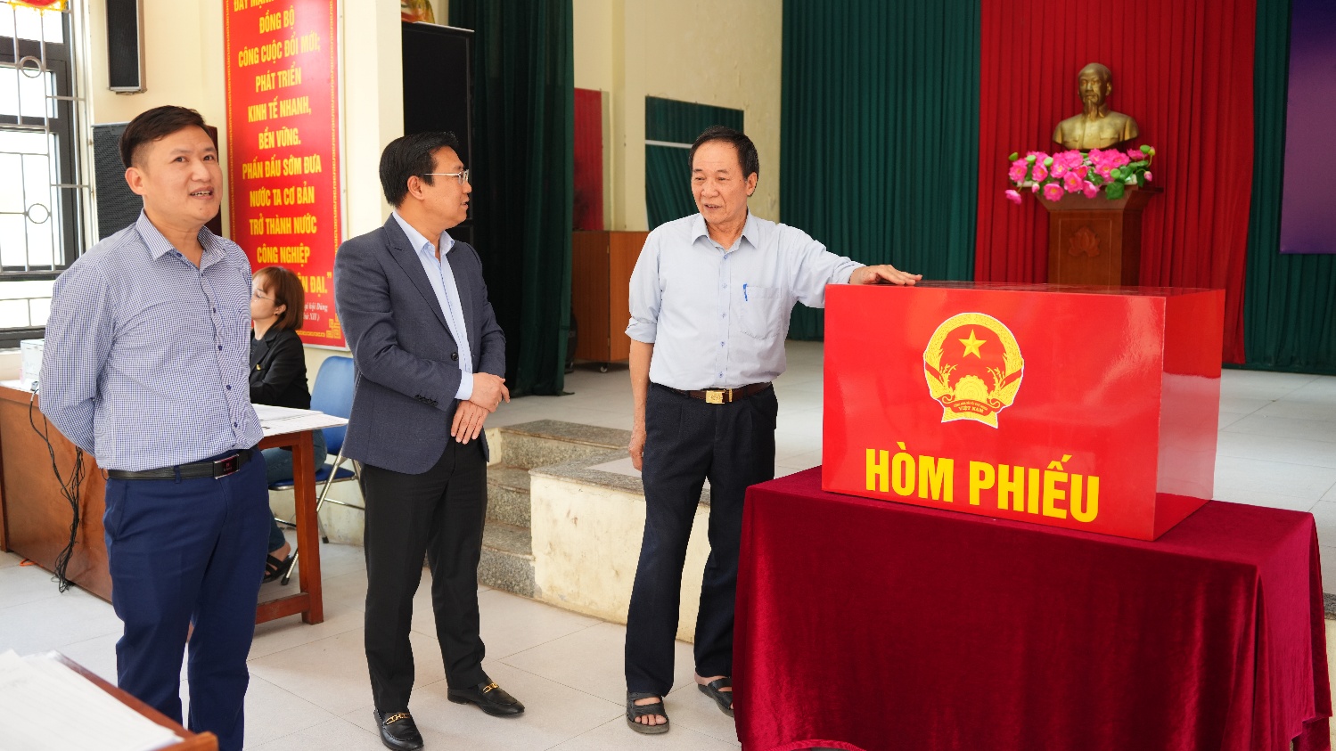 Hoài Đức tập trung mọi nguồn lực, sẵn sàng cho ngày hội bầu cử- Ảnh 1.