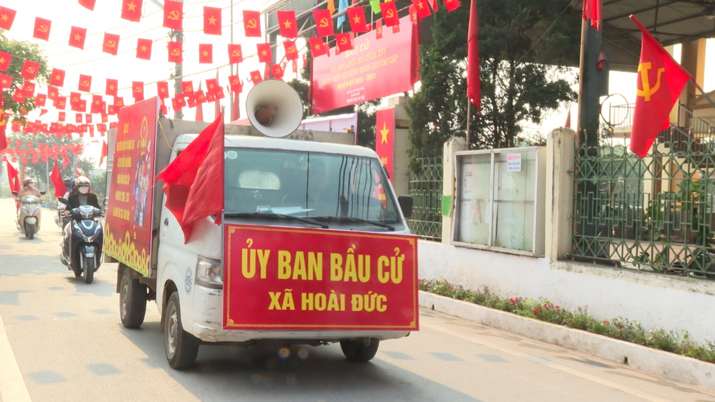 Trung tâm Dịch vụ tổng hợp Hoài Đức ra quân tuyên truyền lưu động hướng tới ngày bầu cử toàn dân- Ảnh 3.