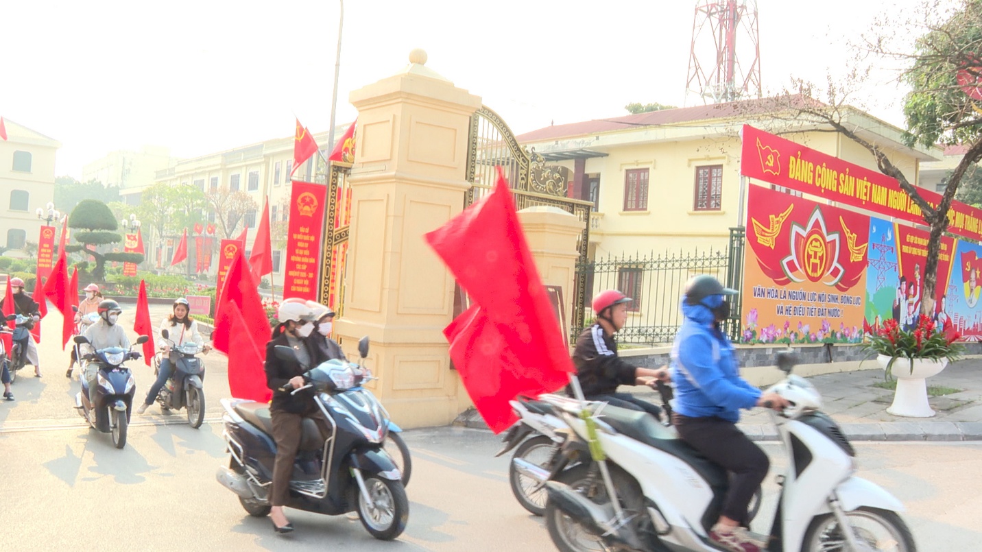 Trung tâm Dịch vụ tổng hợp Hoài Đức ra quân tuyên truyền lưu động hướng tới ngày bầu cử toàn dân- Ảnh 7.