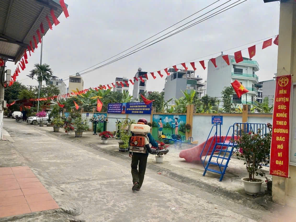 Trạm Y tế xã Hoài Đức chủ động phòng ngừa dịch bệnh, quyết tâm đảm bảo an toàn cho ngày hội toàn dân- Ảnh 2.