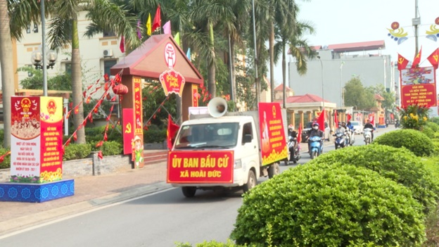 Trung tâm Dịch vụ tổng hợp Hoài Đức ra quân tuyên truyền lưu động hướng tới ngày bầu cử toàn dân- Ảnh 8.