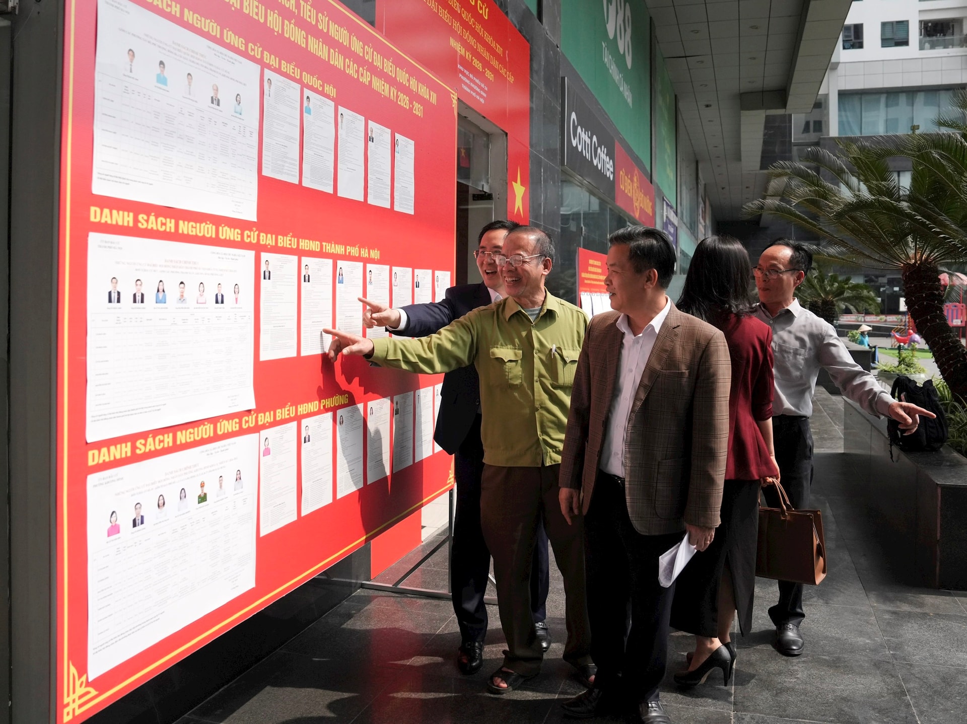 Cử tri phường Khương Đình hân hoan, phấn khởi trước ngày hội non sông- Ảnh 3.