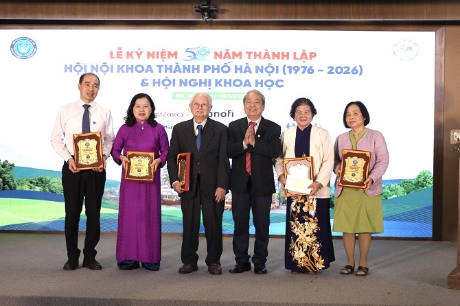 Hội Nội khoa TP Hà Nội: Nửa thế kỷ cống hiến vì sức khỏe cộng đồng- Ảnh 3.