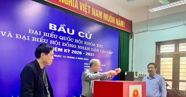 Công tác chuẩn bị tại các điểm bỏ phiếu phường Phú Diễn: Nhiều cách làm khoa học, hiệu quả