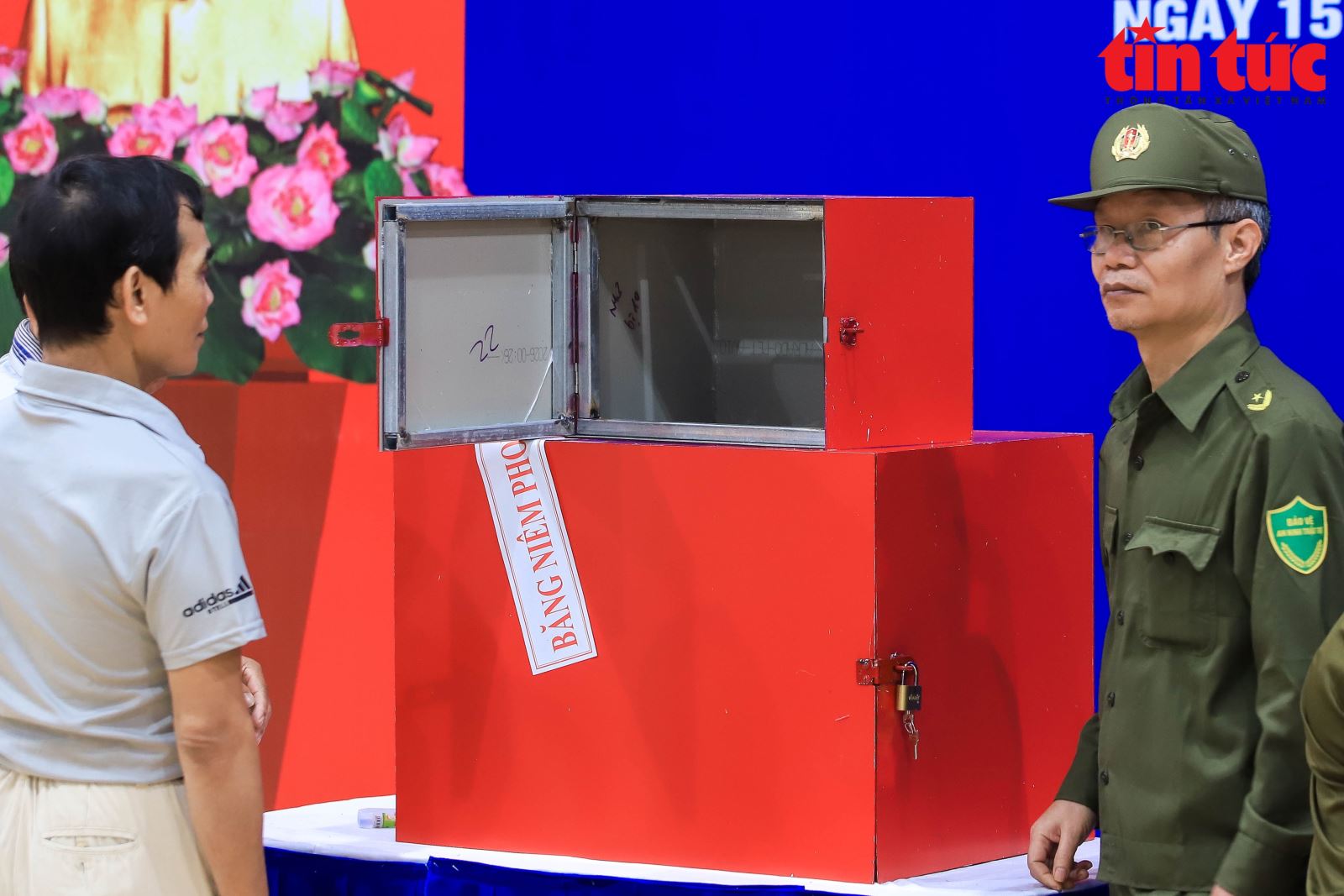 Phường có hơn 60.000 cử tri ở Hà Nội chạy thử quy trình bỏ phiếu- Ảnh 2.