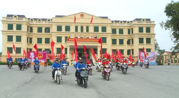 Phúc Thọ tổ chức xe tuyên truyền lưu động chào mừng ngày bầu cử- Ảnh 3.