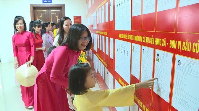 Hội LHPN xã Phúc Thọ với chuỗi hoạt động chào mừng ngày hội non sông- Ảnh 4.