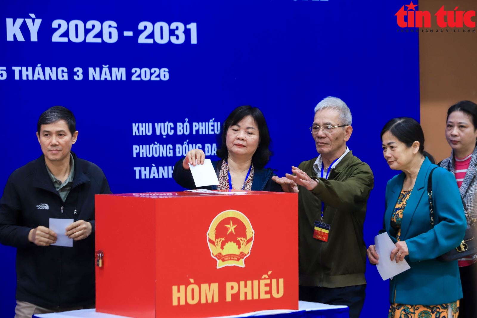 Phường có hơn 60.000 cử tri ở Hà Nội chạy thử quy trình bỏ phiếu- Ảnh 8.