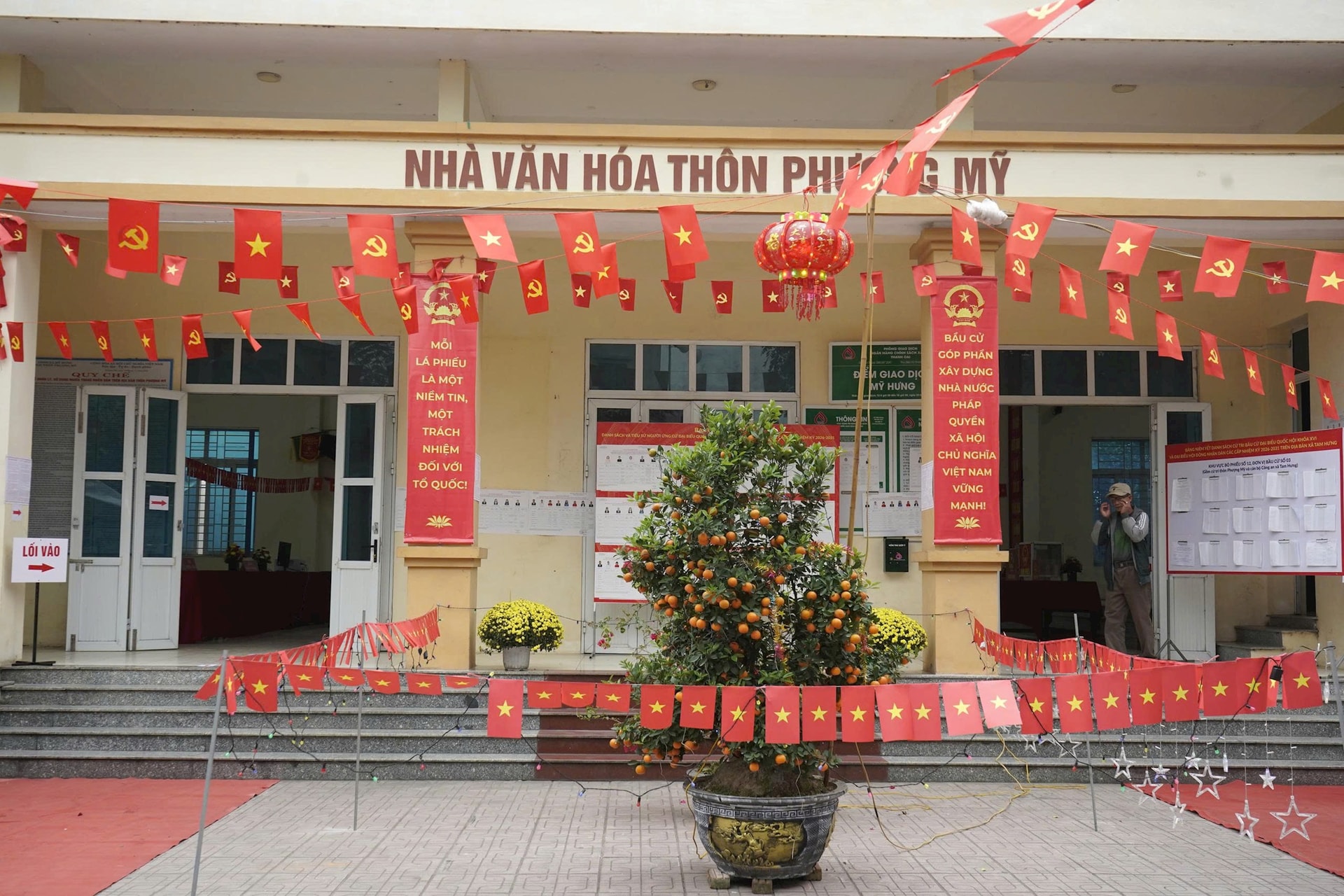Không khí phấn khởi trước ngày bầu cử tại Tam Hưng- Ảnh 2.