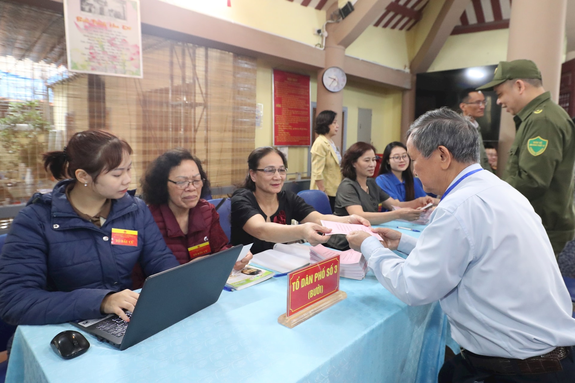 Phường Tây Hồ vận hành thử quy trình bầu cử, sẵn sàng cho ngày hội non sông- Ảnh 10.