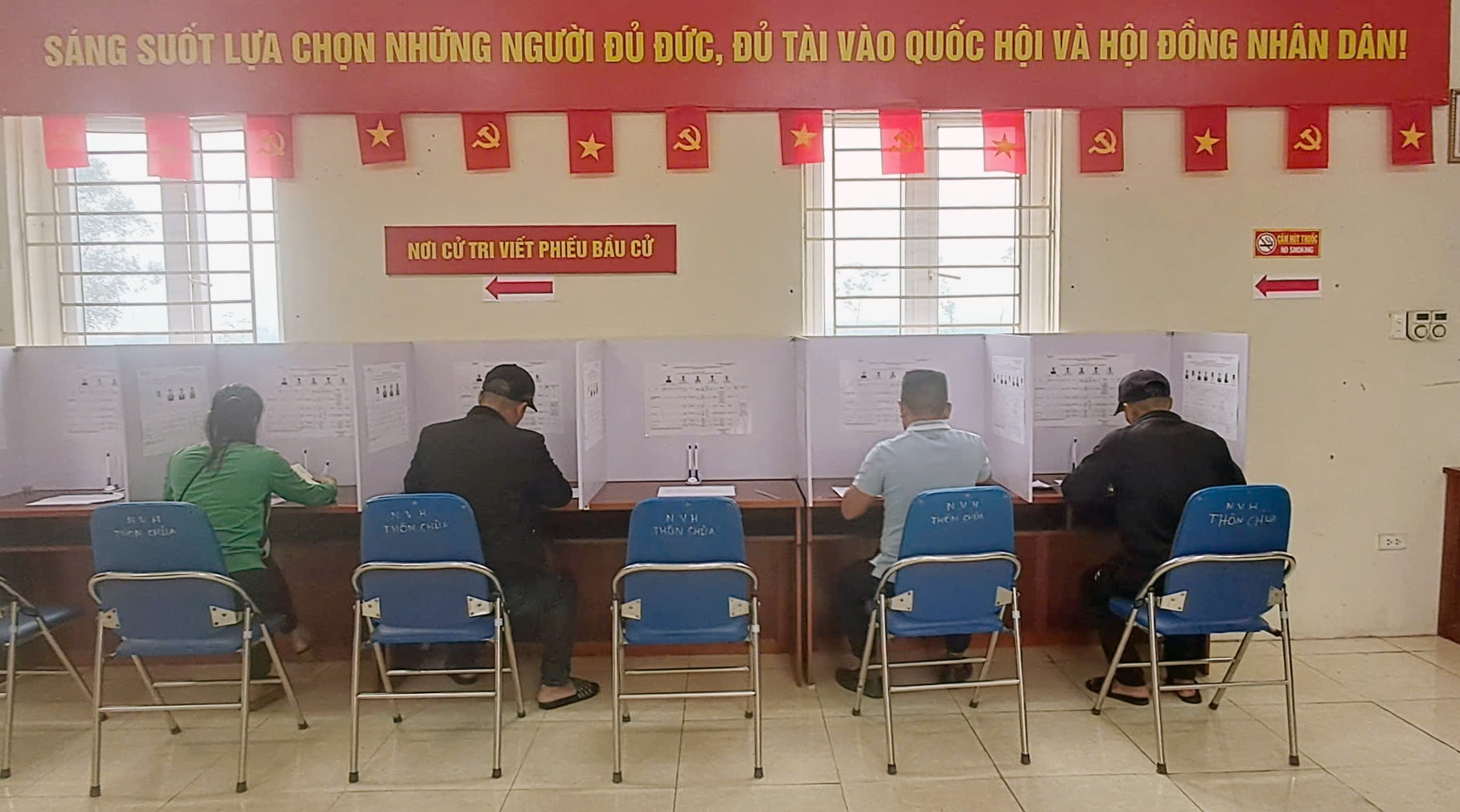 Toàn cảnh không khí bầu cử tại 126 xã, phường của Hà Nội- Ảnh 141.