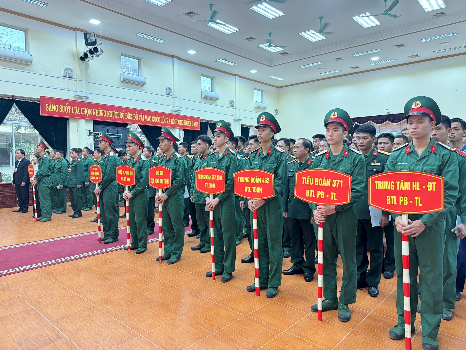 Toàn cảnh không khí bầu cử tại 126 xã, phường của Hà Nội- Ảnh 75.