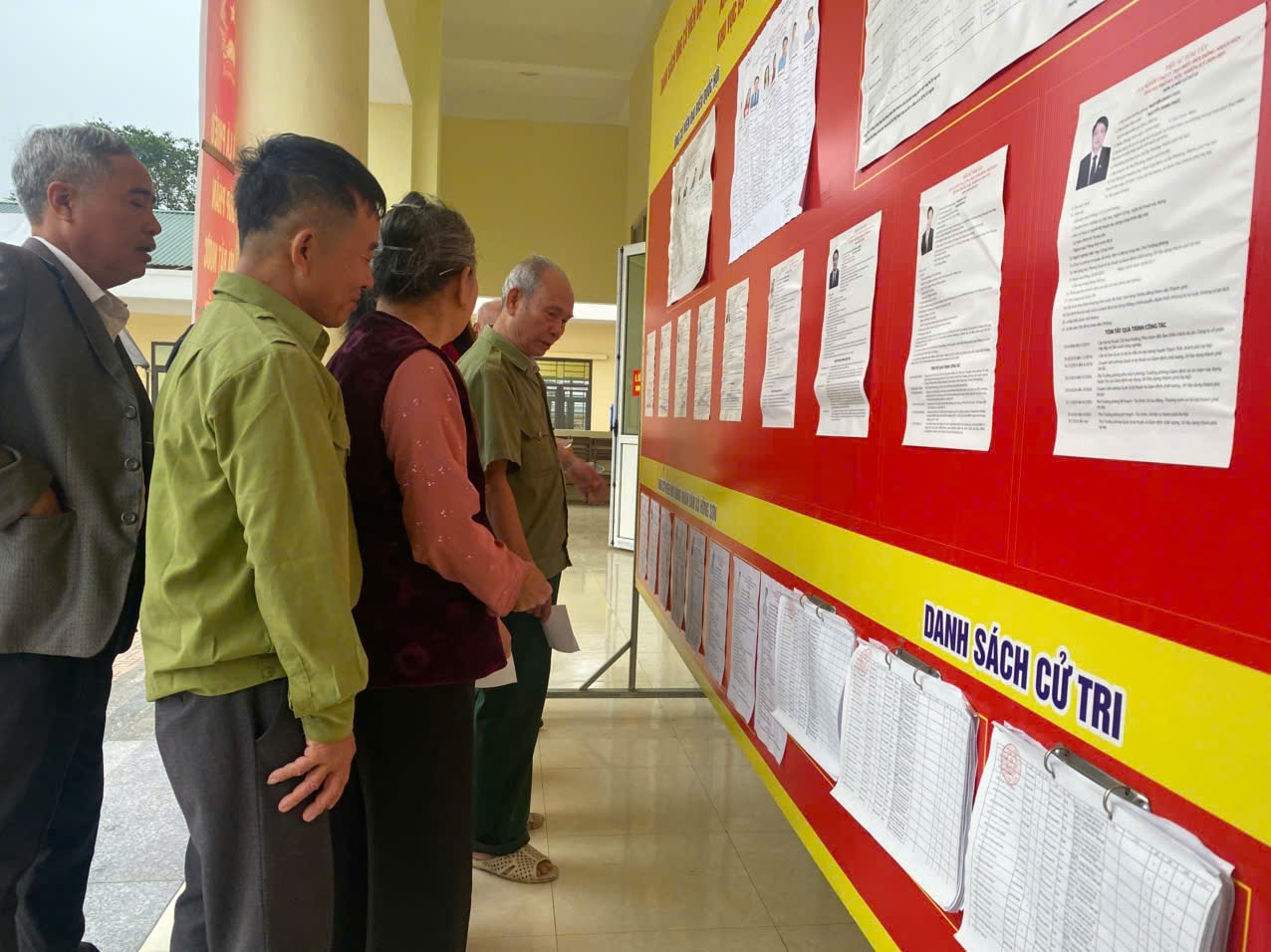 Toàn cảnh không khí bầu cử tại 126 xã, phường của Hà Nội- Ảnh 193.