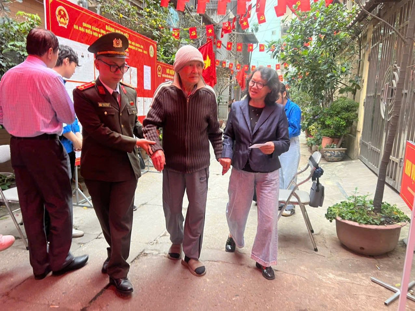 Trọn vẹn ngày hội vui ở phường Ô Chợ Dừa- Ảnh 12.