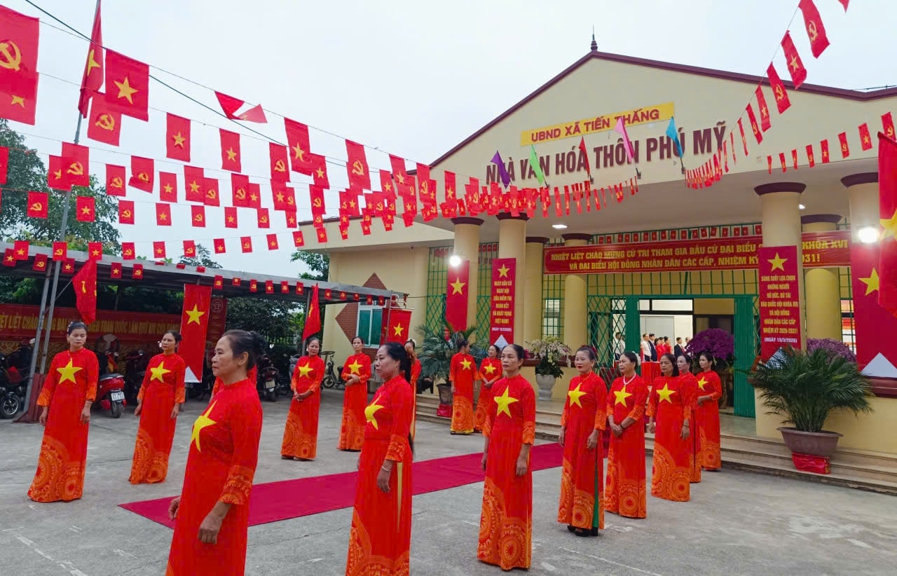 Toàn cảnh không khí bầu cử tại 126 xã, phường của Hà Nội- Ảnh 68.