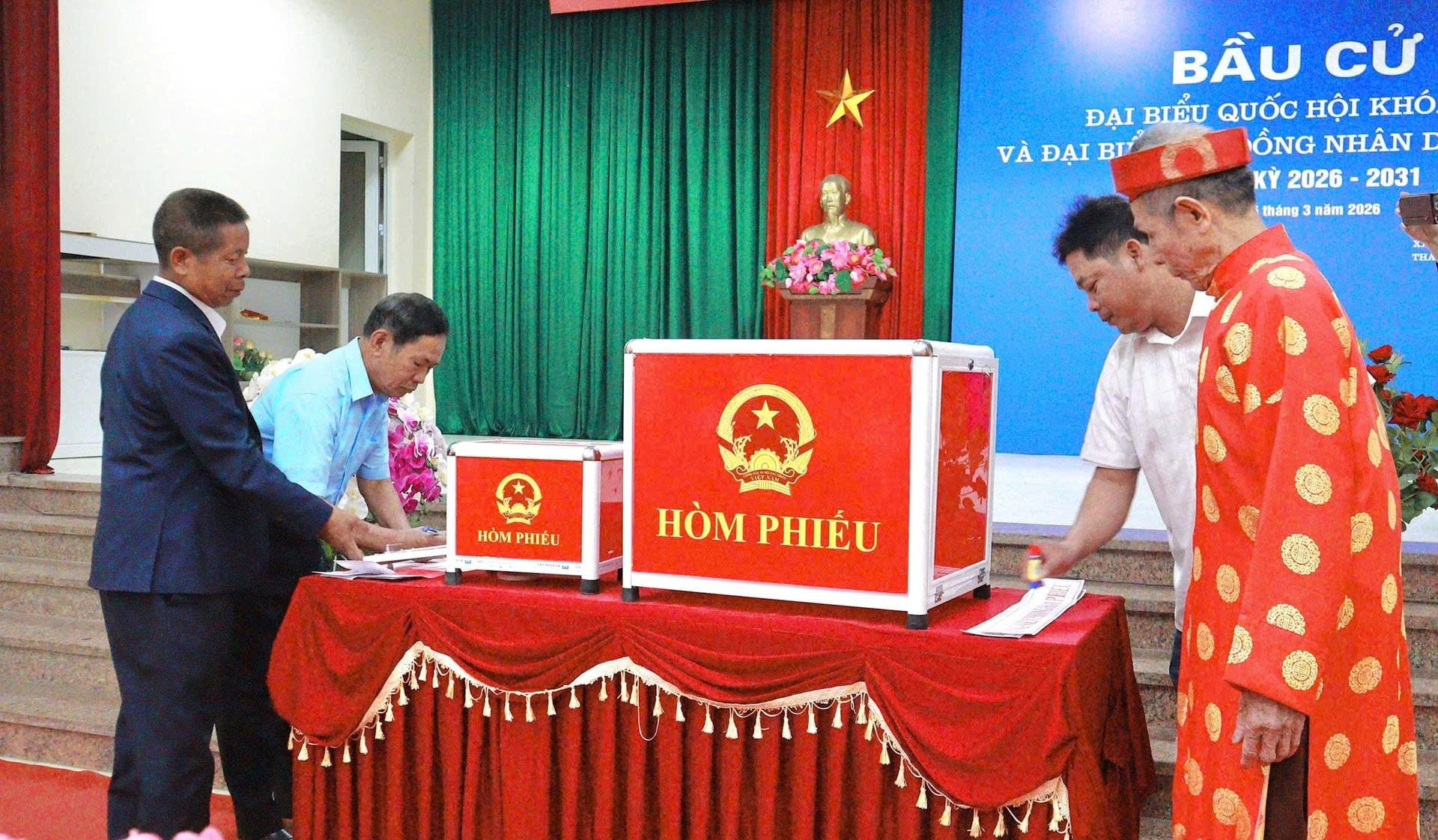 Toàn cảnh không khí bầu cử tại 126 xã, phường của Hà Nội- Ảnh 274.