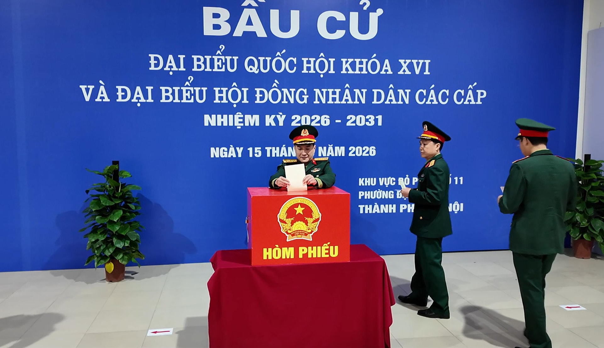 Toàn cảnh không khí bầu cử tại 126 xã, phường của Hà Nội- Ảnh 3.