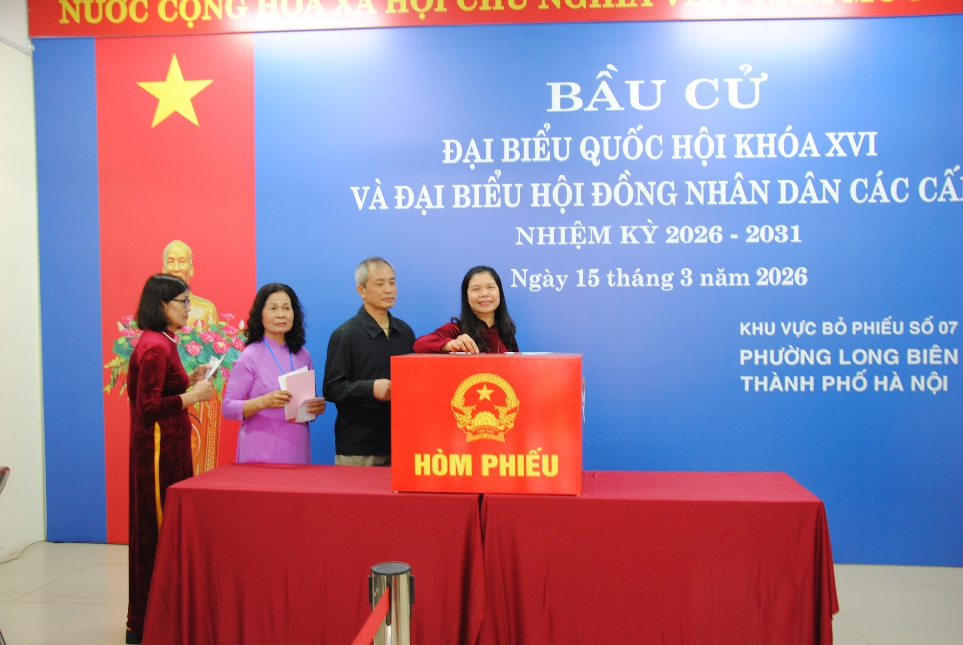 Toàn cảnh không khí bầu cử tại 126 xã, phường của Hà Nội- Ảnh 28.