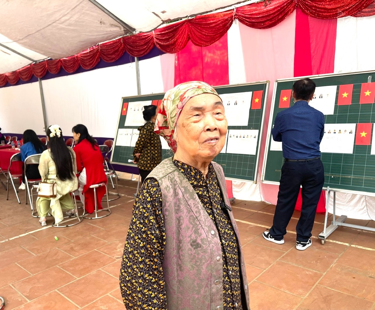 Toàn cảnh không khí bầu cử tại 126 xã, phường của Hà Nội- Ảnh 133.