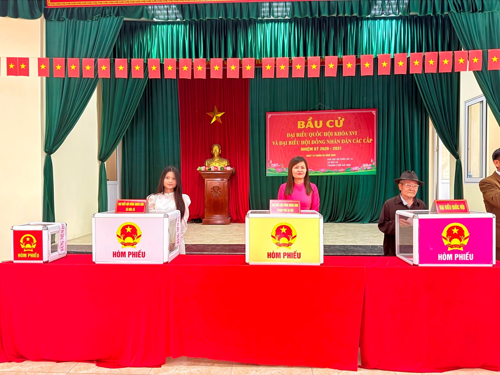 Toàn cảnh không khí bầu cử tại 126 xã, phường của Hà Nội- Ảnh 197.