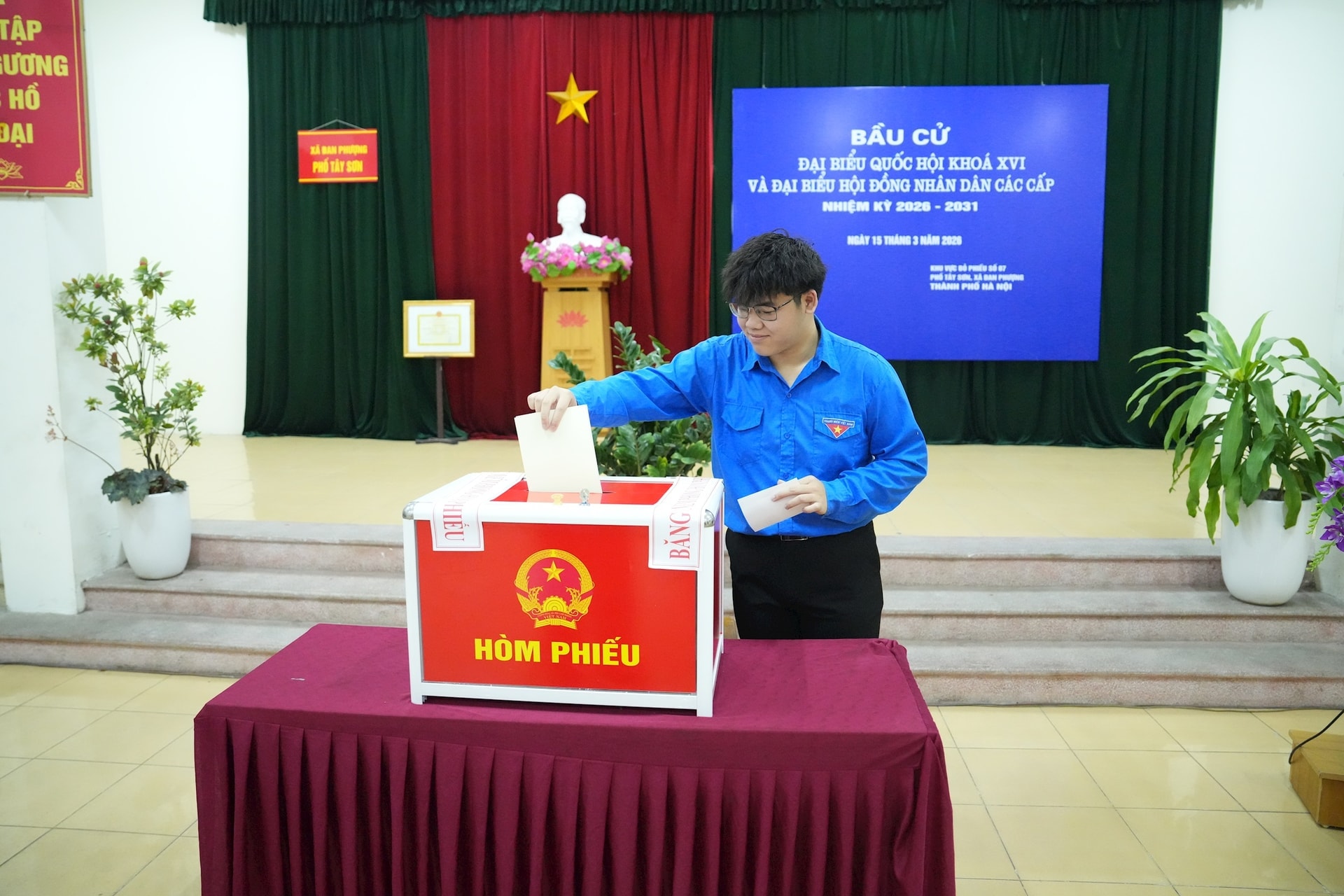 Toàn cảnh không khí bầu cử tại 126 xã, phường của Hà Nội- Ảnh 96.