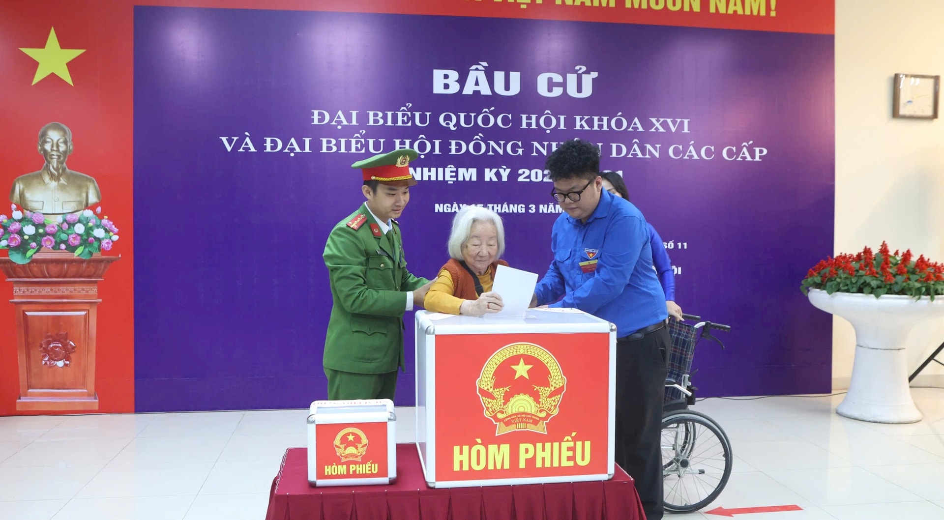 Toàn cảnh không khí bầu cử tại 126 xã, phường của Hà Nội- Ảnh 188.